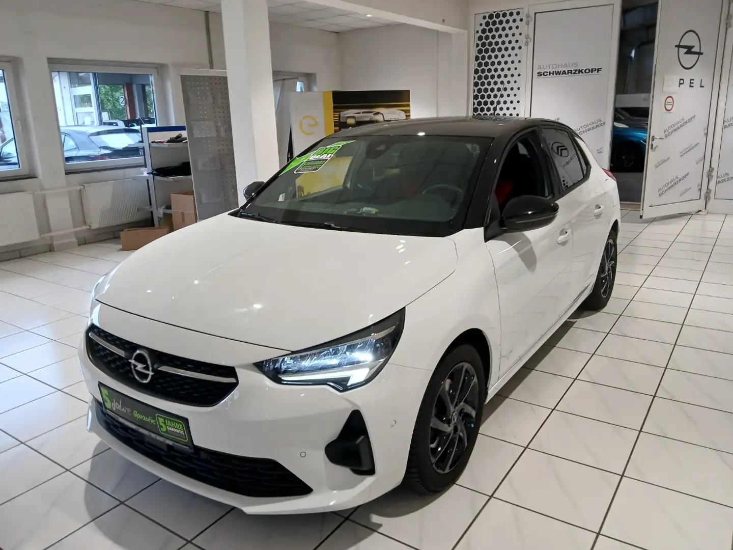 Opel Corsa F 1.2T Navi,Sitzheizung,Tempomat,Parkpilot Weiß - 2