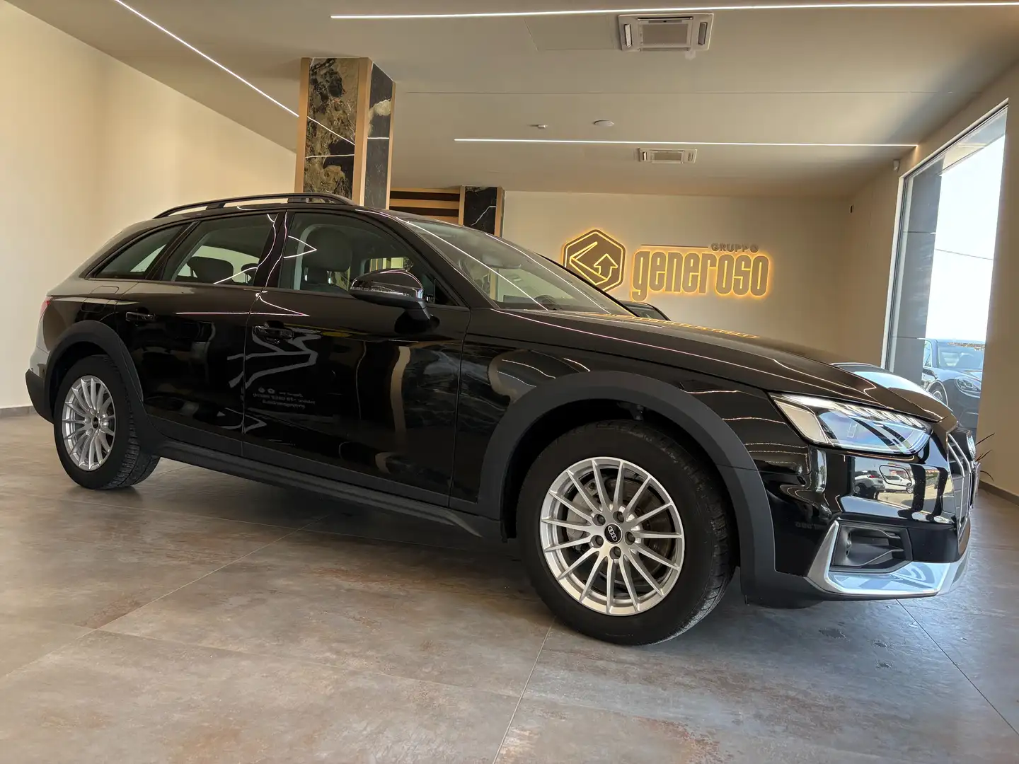 Audi A4 allroad Allroad Quattro 40 tdi mhev 204cv IVA Esposta Nero - 2