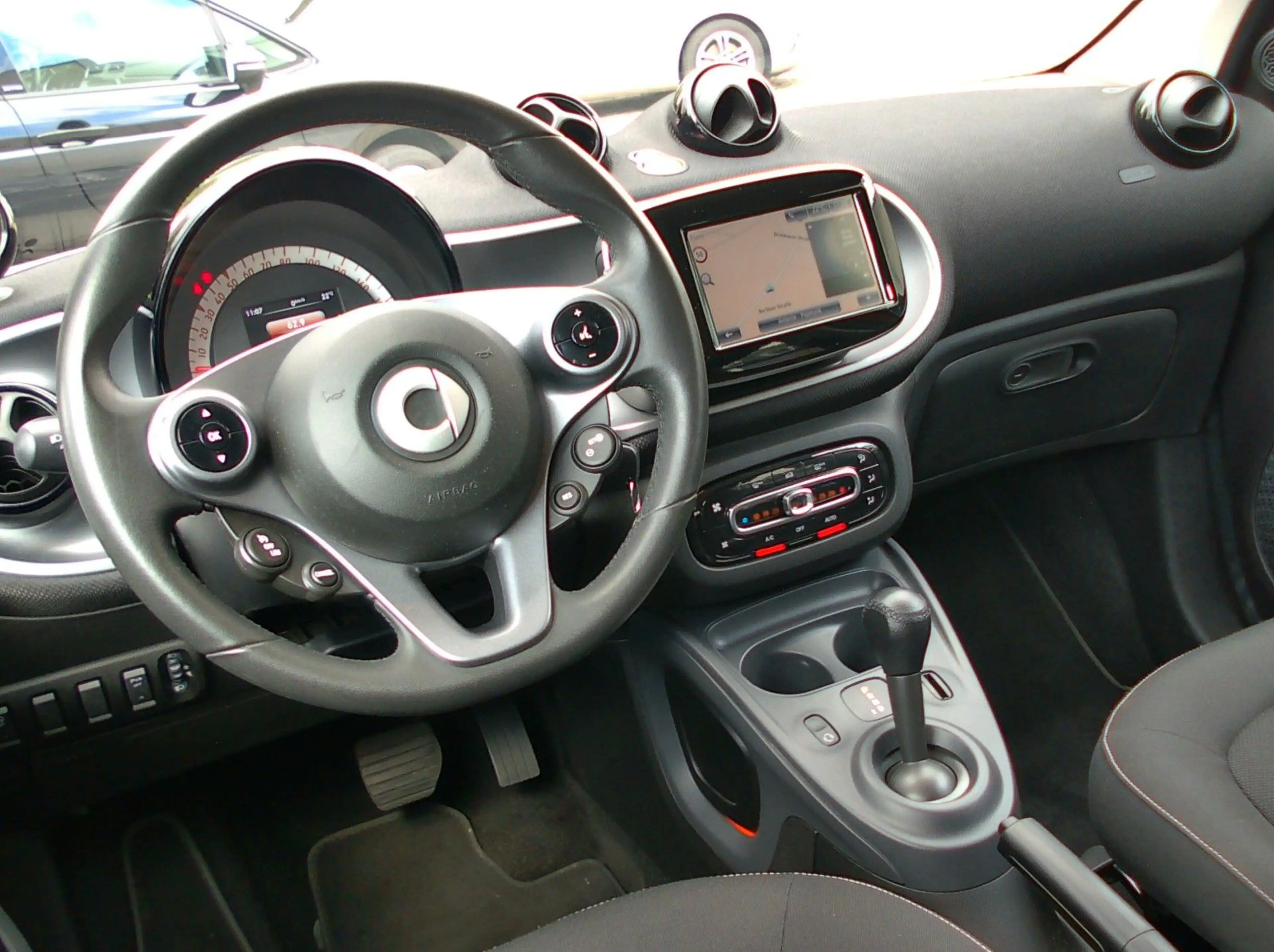 smart forFour 0.9  "Passion"- Ausstattungslinie — photo 9