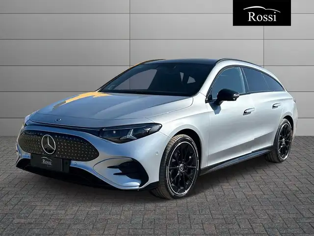 Mercedes-Benz CLA 250 + Shooting Brake with EQ technology