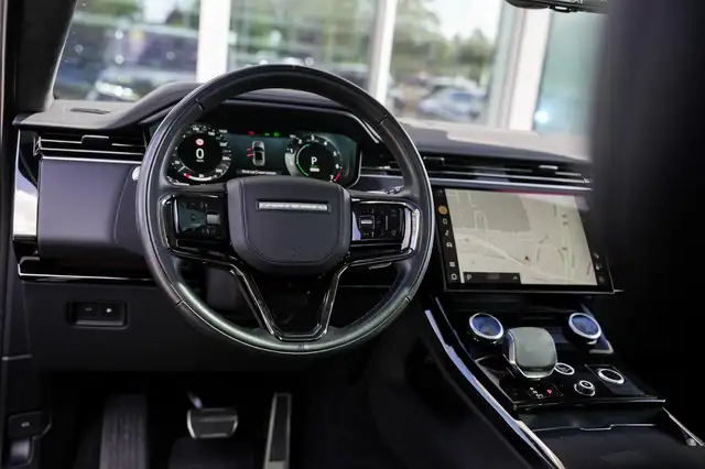 Land Rover Range Rover Sport view 10