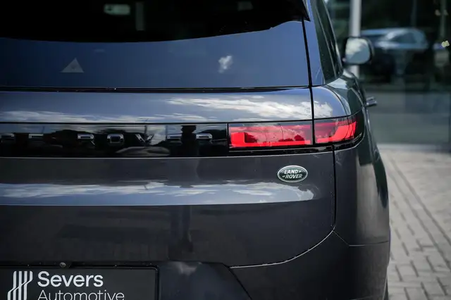 Land Rover Range Rover Sport view 27
