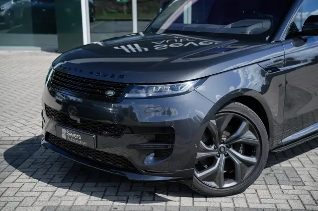 Land Rover Range Rover Sport view 22