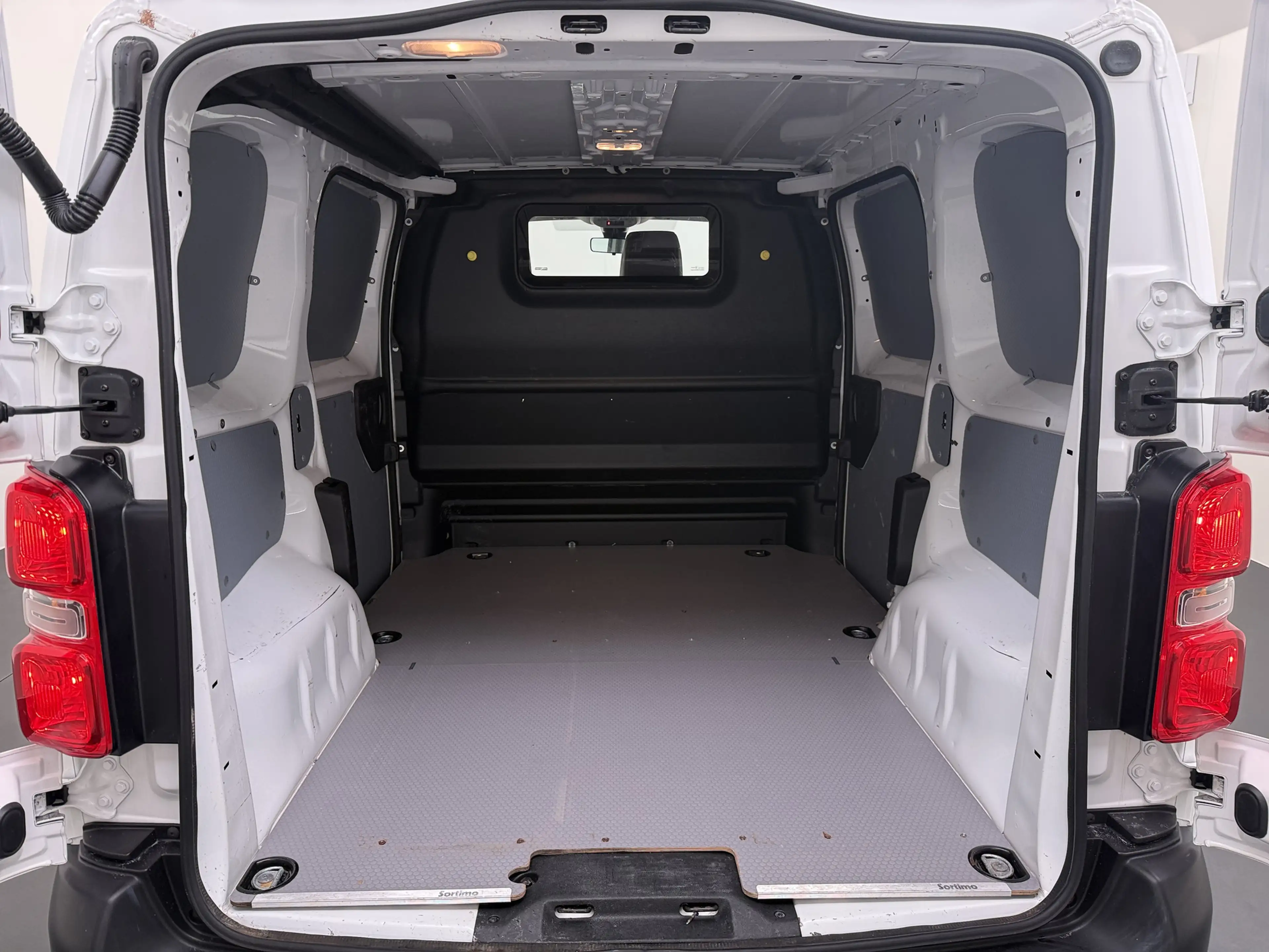 Peugeot Expert 2.0HDI 123PK 3-Persoons Euro 6 Imperiaal 2X Schuif — photo 3