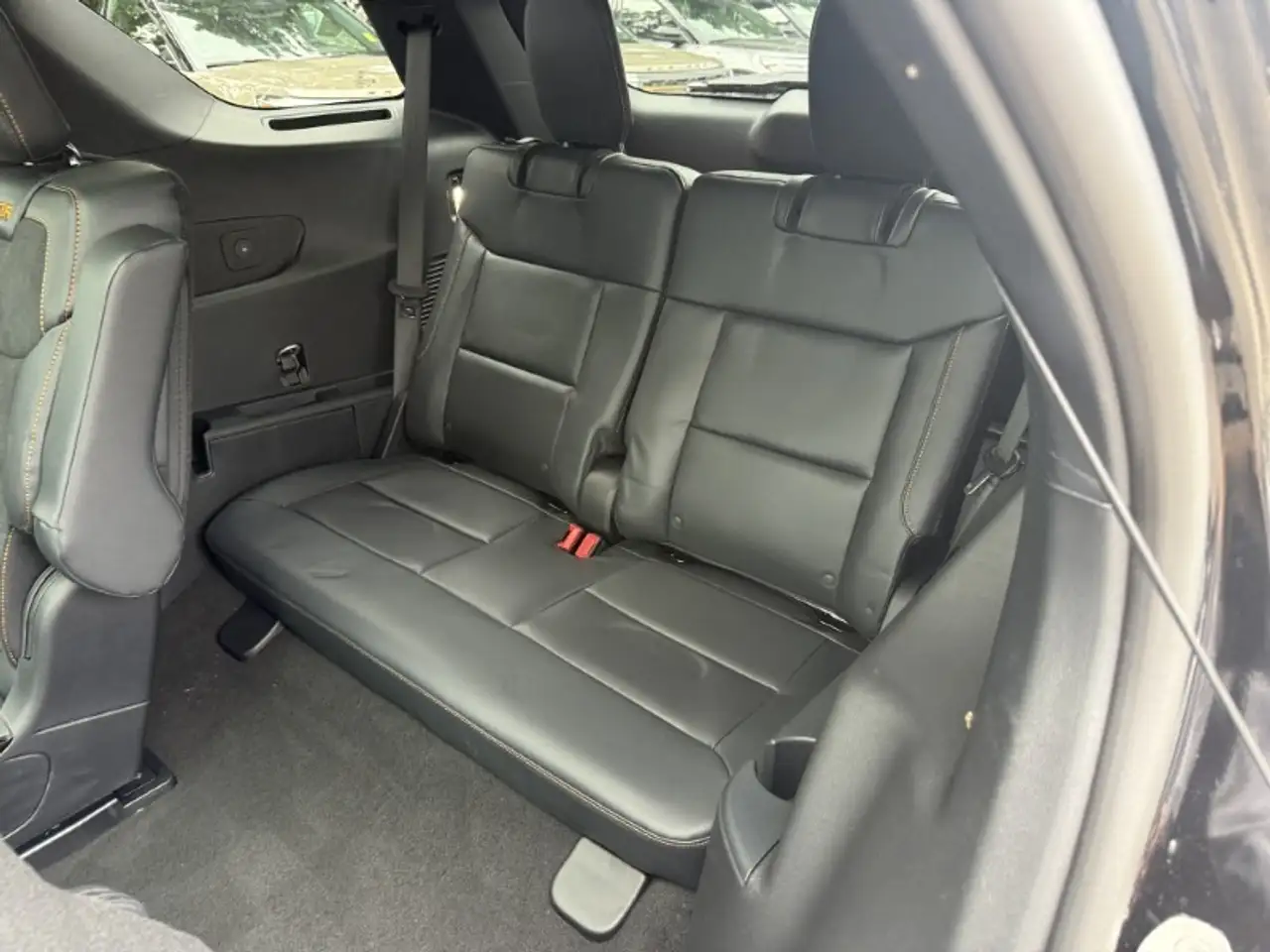 Ford Explorer photo Ford Explorer