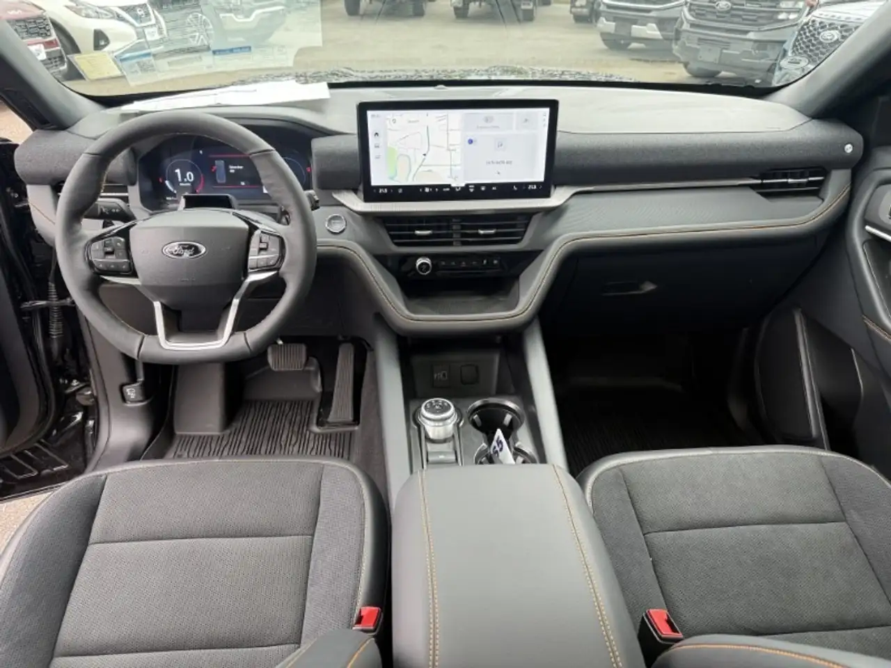 Ford Explorer photo Ford Explorer