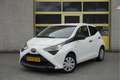 Toyota Aygo 1.0 VVT-i X-Fun BJ2020 Led | Audio | Airco | Stuur Wit - thumbnail 1