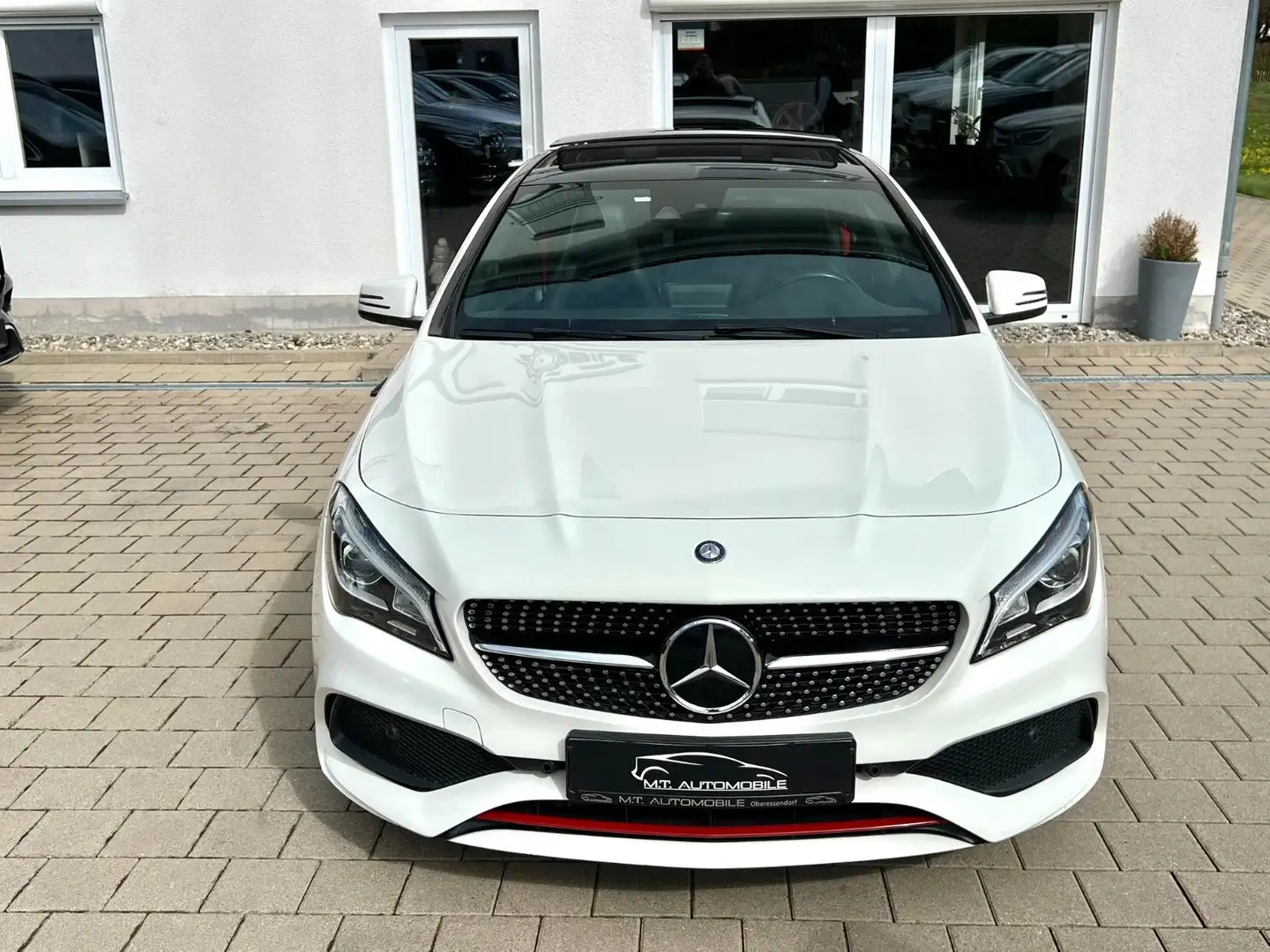 Mercedes-Benz CLA 250 CLA 250 4Matic*AMG*PANO*PDC*ABSTANDSTEMPO*KAMERA Biały - 2