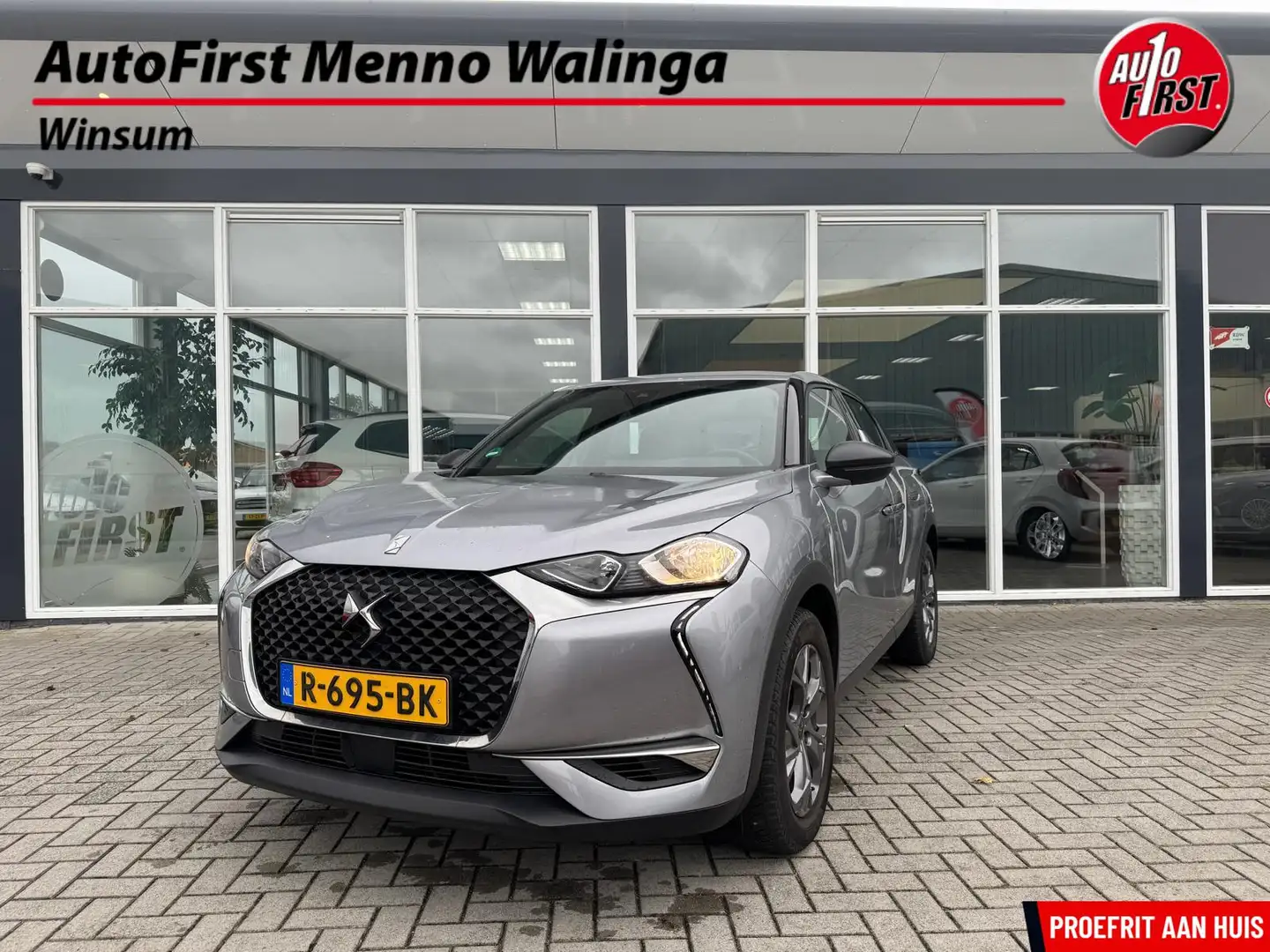 DS Automobiles DS 3 Crossback 1.2 PureTech Montmartre|Navi|Cruise|PDC|AppleCarpl Grijs - 1