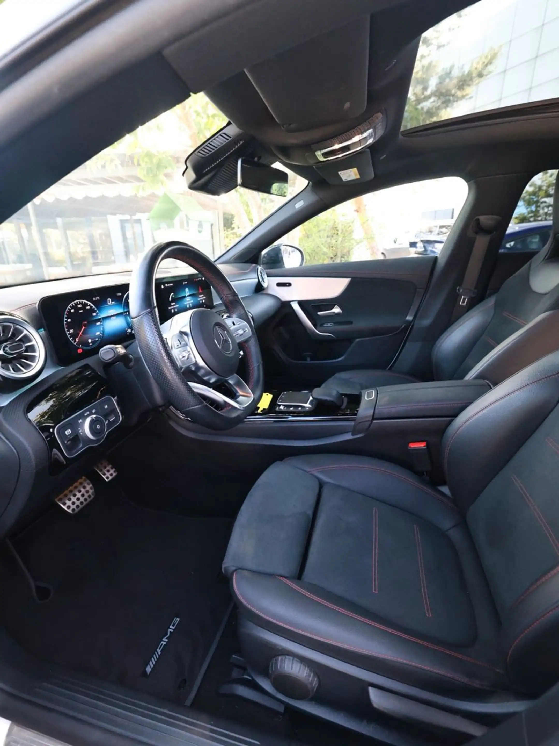 Mercedes-Benz CLA 220 d AMG,Night,Panorama,Ambiente,Kamera,LED — photo 12