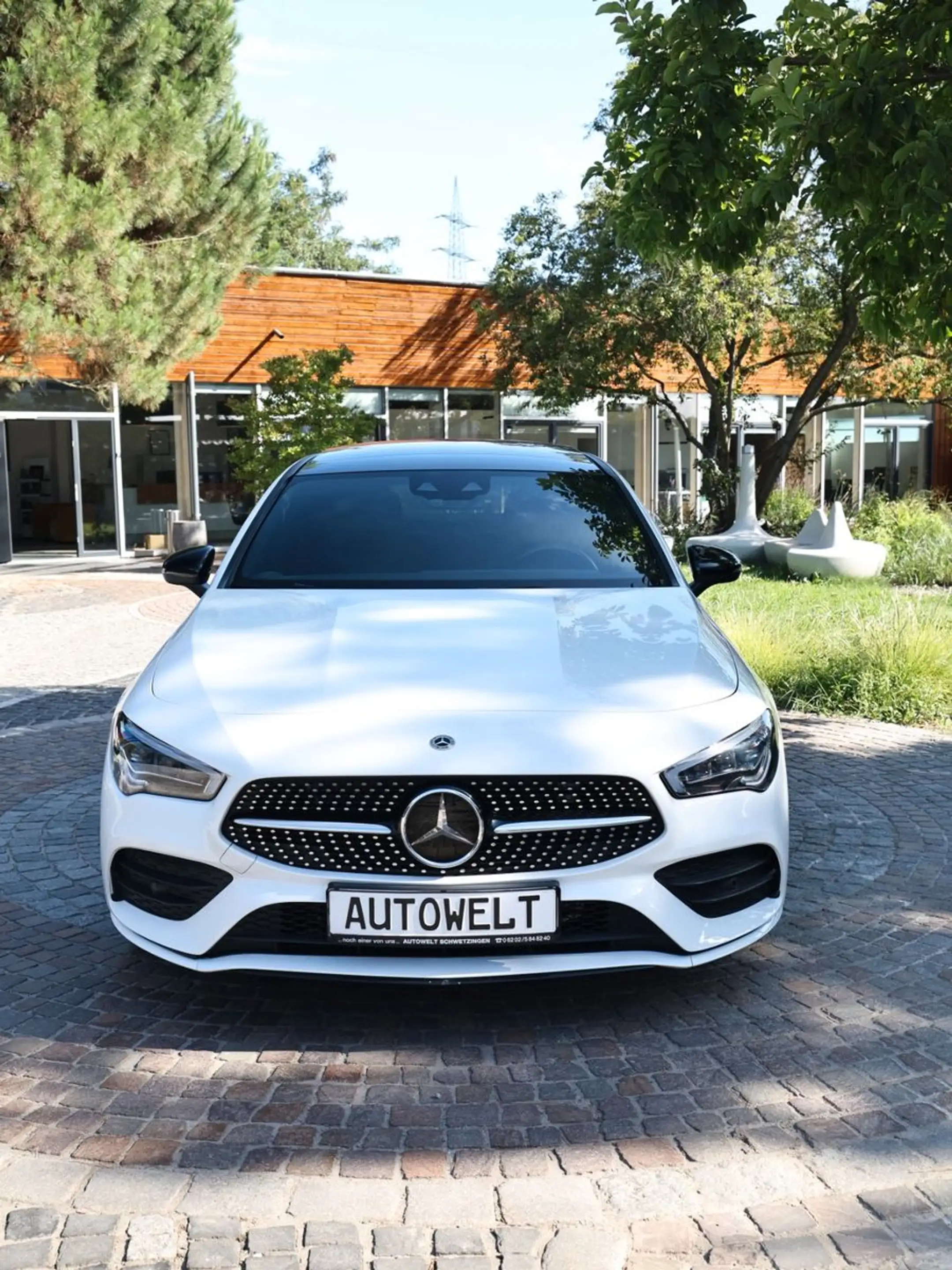 Mercedes-Benz CLA 220 d AMG,Night,Panorama,Ambiente,Kamera,LED — photo 2