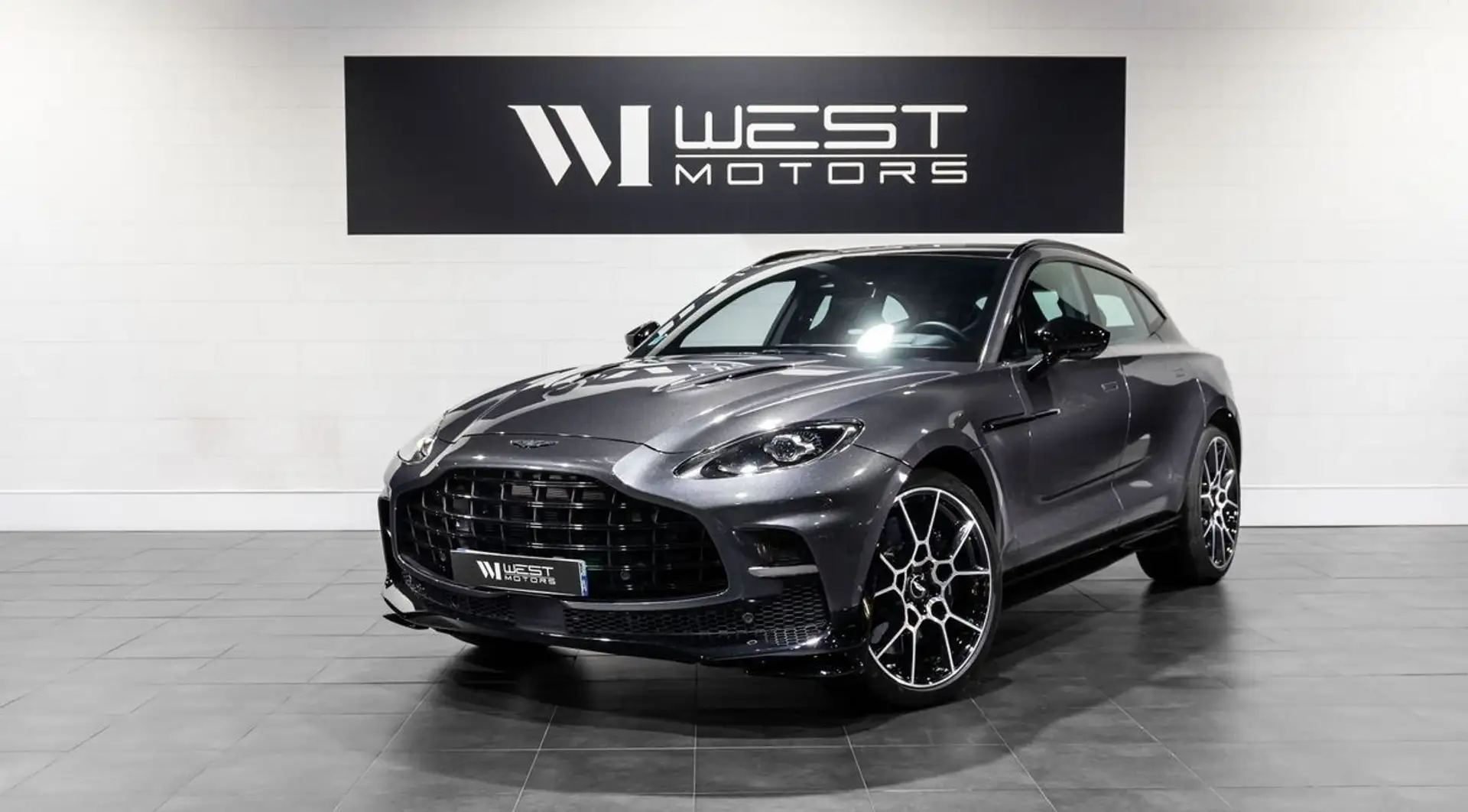 Aston Martin DBX 707 – FRANÇAIS Cam 360° Black pack Carbone Surpiqures 1438E-MOIS Grau - 1