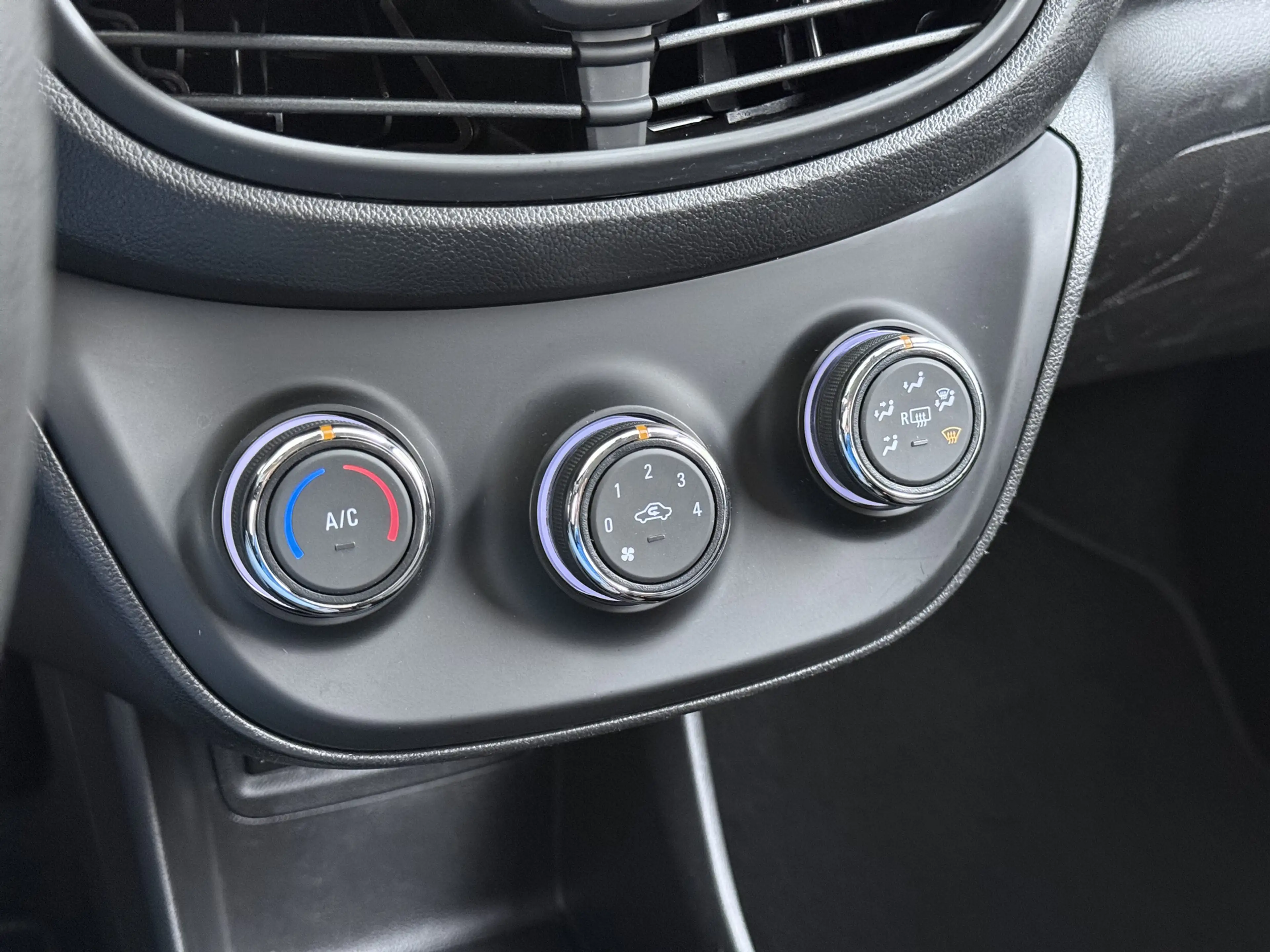 Opel Karl 1.0I 74PK 5Drs Airco Bluetooth Cruise Control Pdc — photo 14