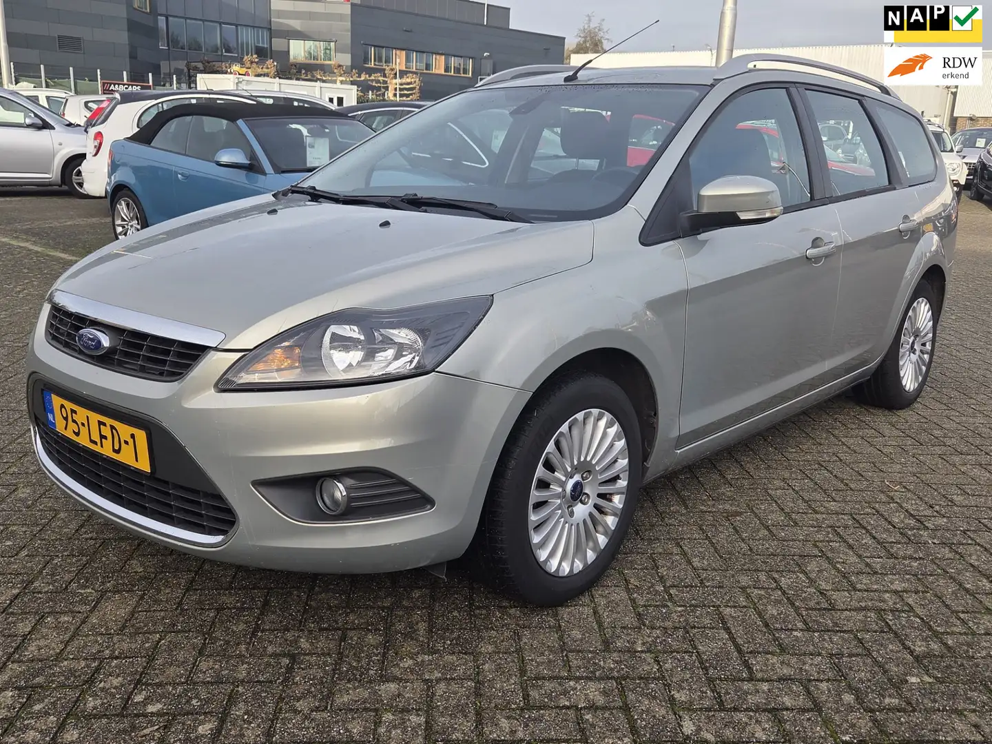 Ford Focus Wagon 1.8 Limited Flexi Fuel/NIEUW D/RIEM Bruin - 1