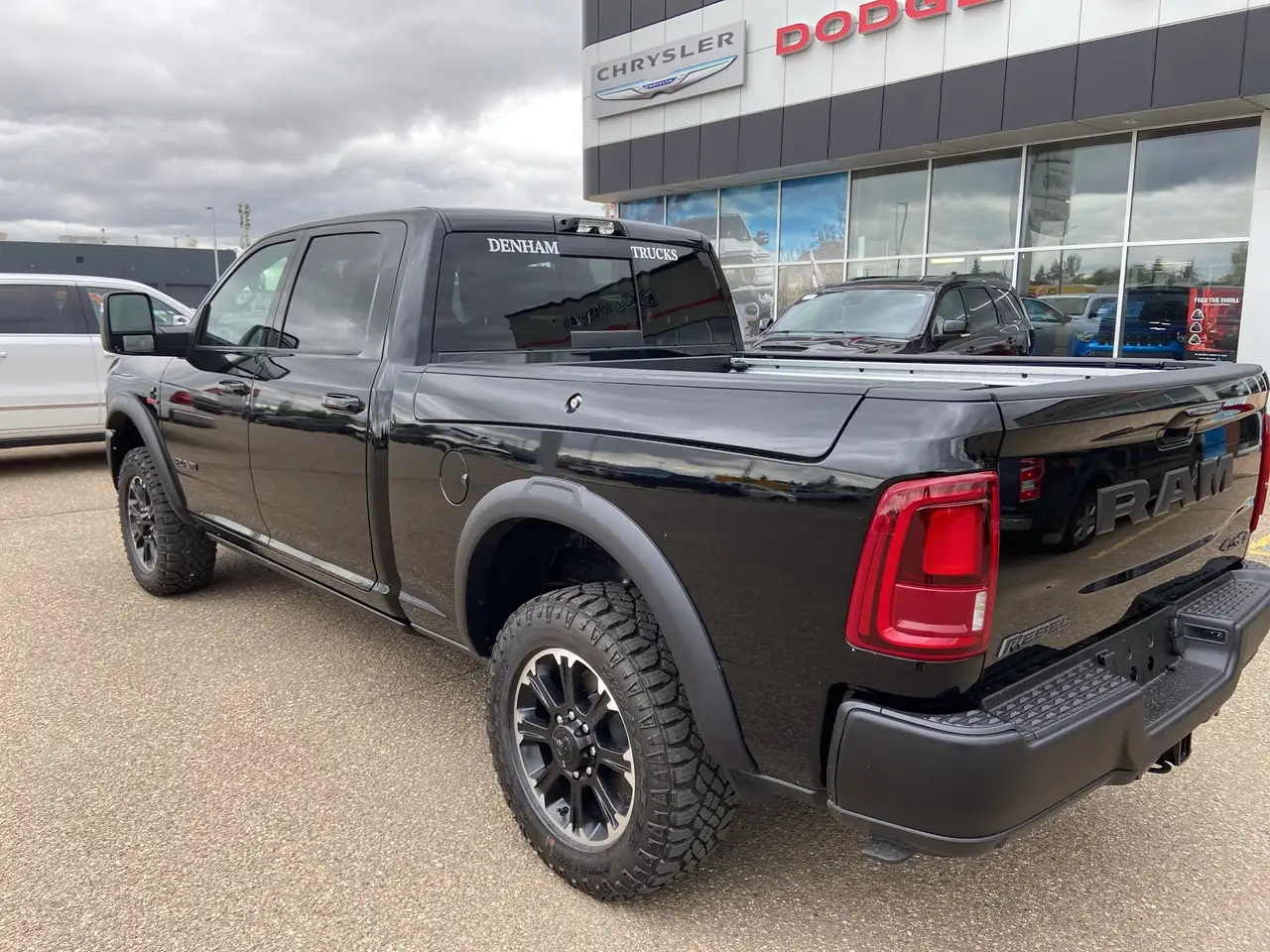 RAM 2500 снимка RAM 2500