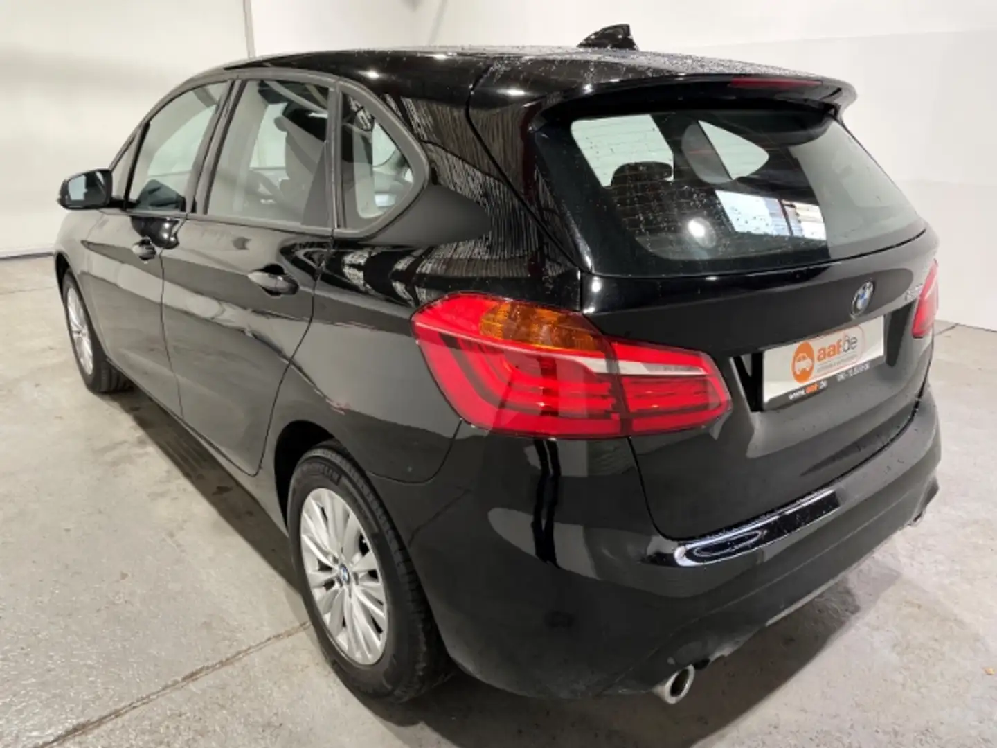 BMW 218 Active Tourer d Automatik EU6d LED Navi Klima PDC Schwarz - 2