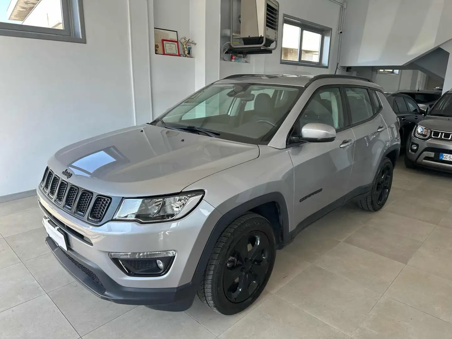 Jeep Compass 2.0 Multijet II aut. 4WD Night Eagle Grau - 1