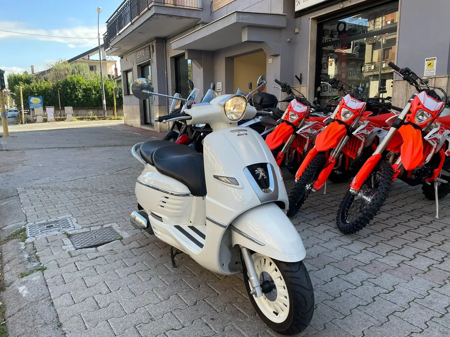 Peugeot Django 150 heritage Blanco - 2
