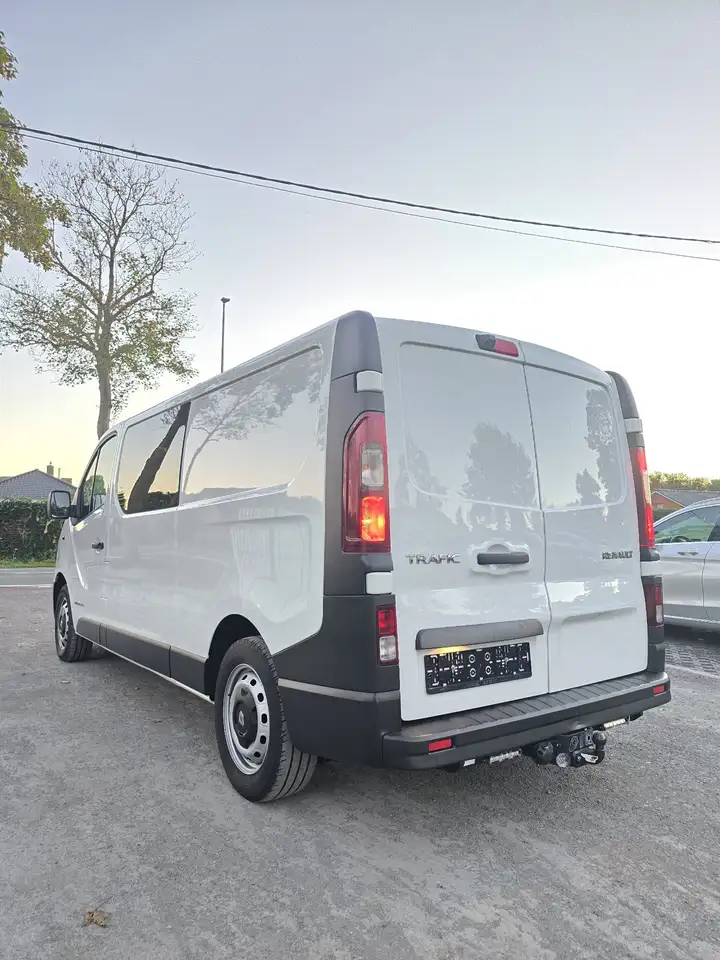 Renault Trafic Fourgon — photo 4 sur 16