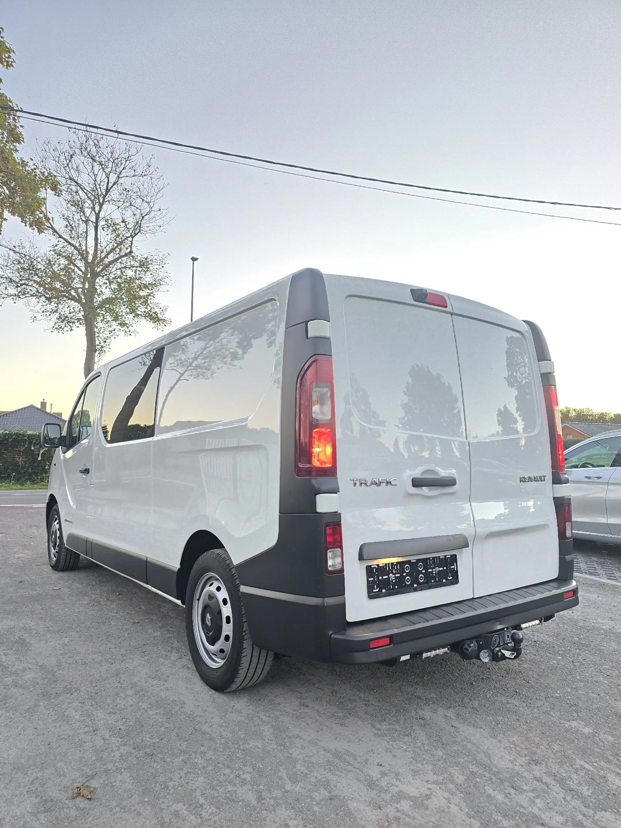 Renault Trafic Dubbele cabine 6Zit L2-Navi-Camera/Trekhaak — photo 4
