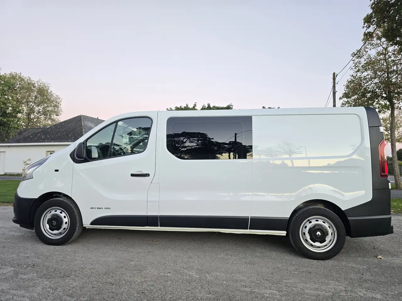 Renault Trafic Fourgon — photo 5 sur 16