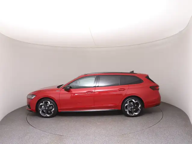 Skoda Superb 4x4 Sportline TDI DSG Ansicht 2