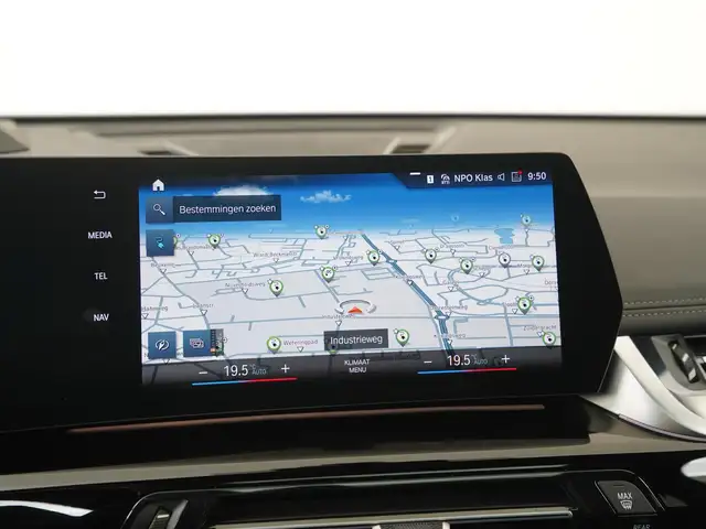 BMW Ix1 view 11