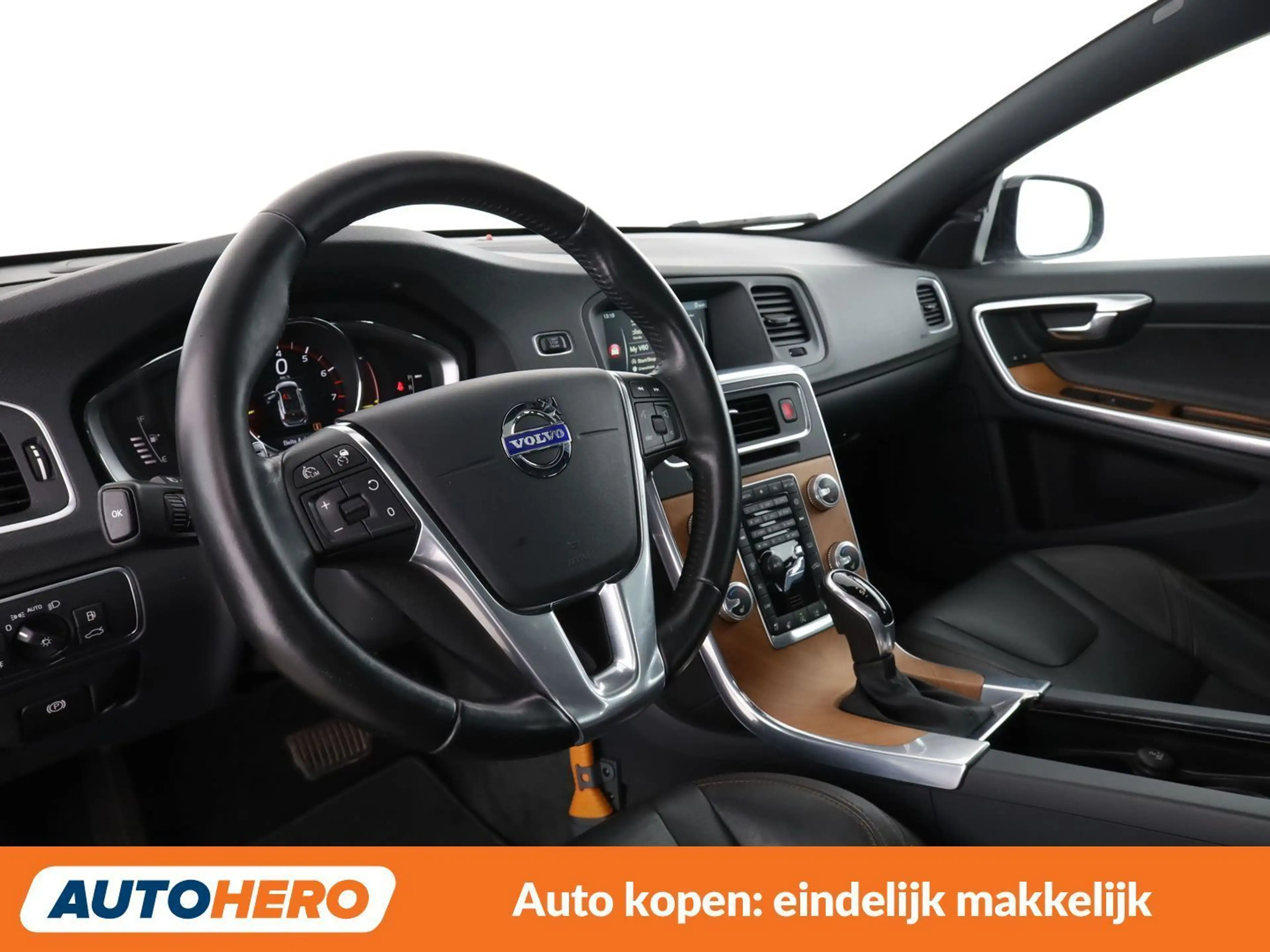 Volvo V60 Cross Country 2.0 T5 Summum — photo 11