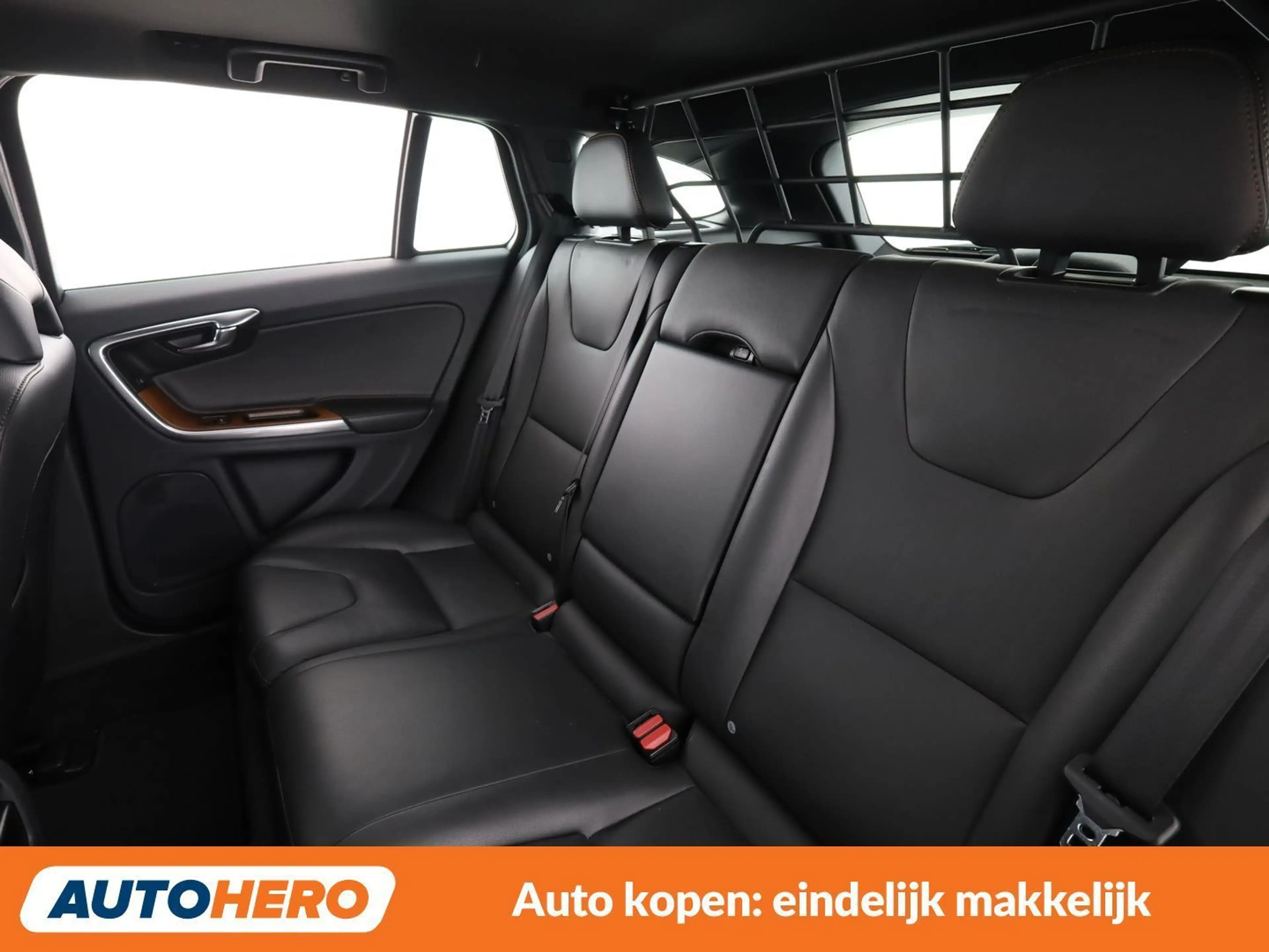 Volvo V60 Cross Country 2.0 T5 Summum — photo 14