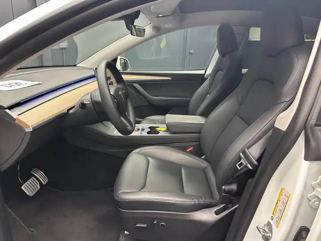 Tesla Model Y view 20