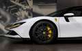 Ferrari SF90 Stradale FULL CARBON | ASSETTO FIORANO Weiß - thumbnail 2