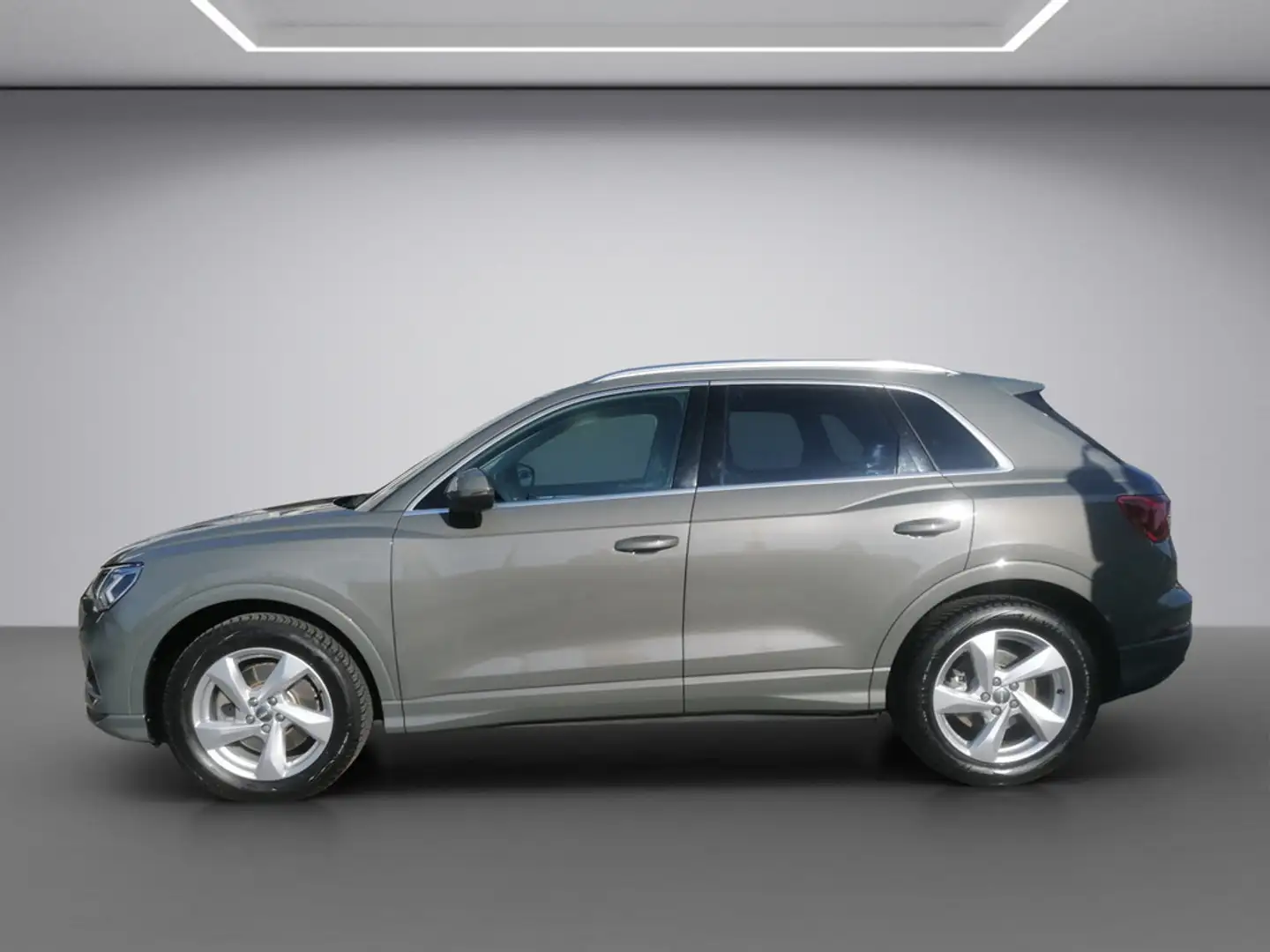 Audi Q3 40 2.0TFSI quattro 140kW advanced, LED, Navigation Grau - 2