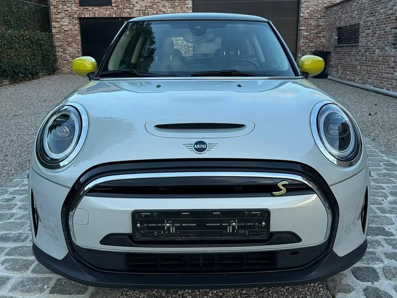 MINI Cooper SE Citadine 3 portes — photo 3 sur 15