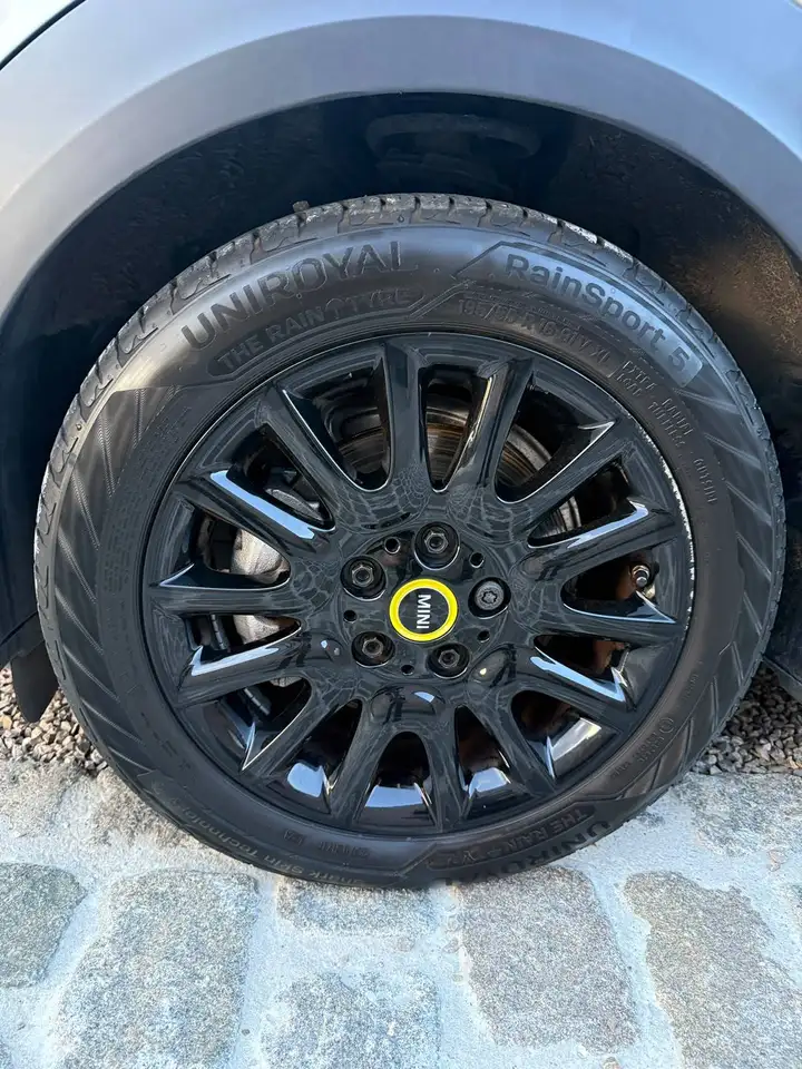 MINI Cooper SE Citadine 3 portes — photo 6 sur 15