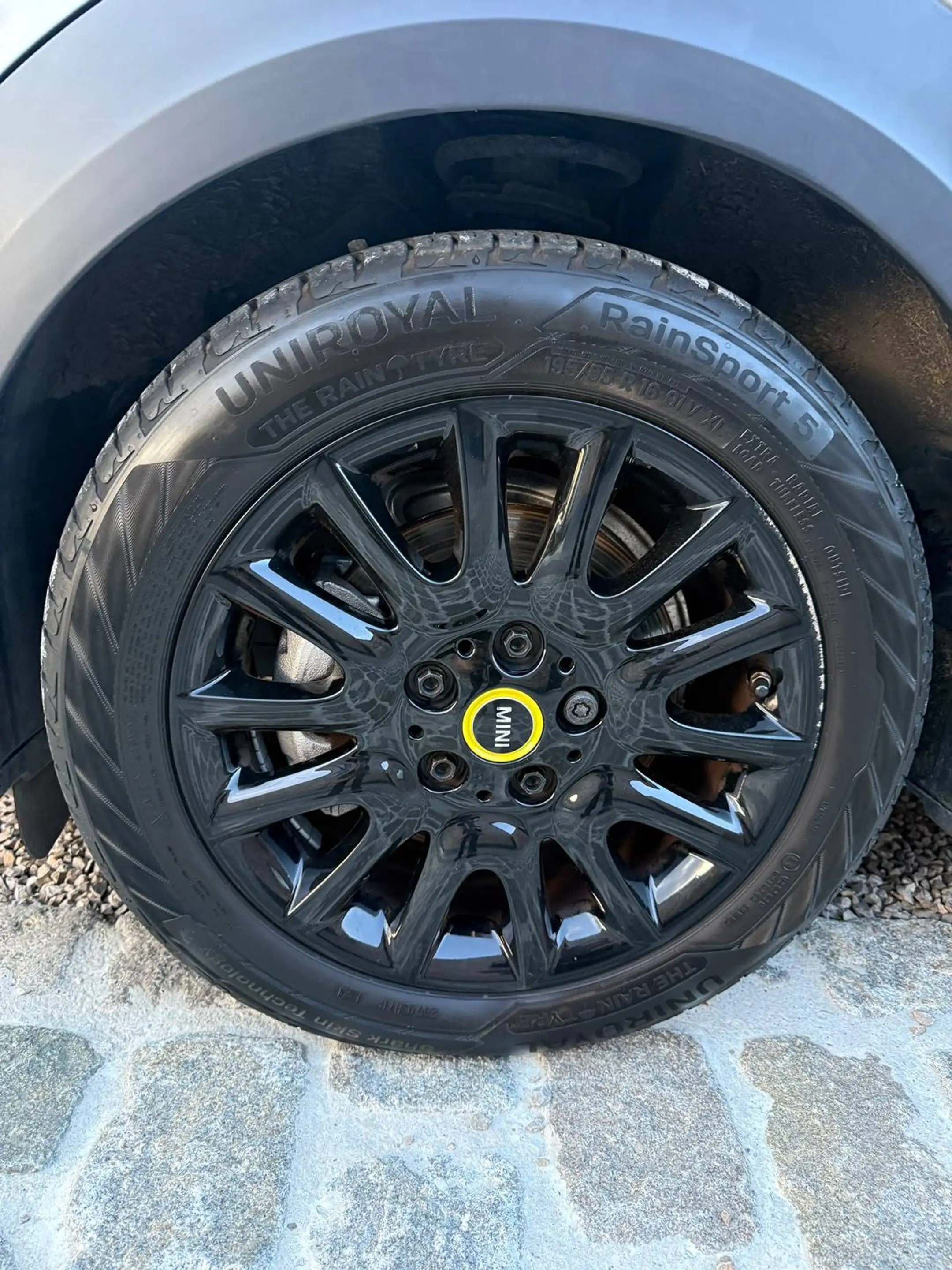 MINI Cooper SE e-Mini 28.9 kWh Cooper SE — photo 6