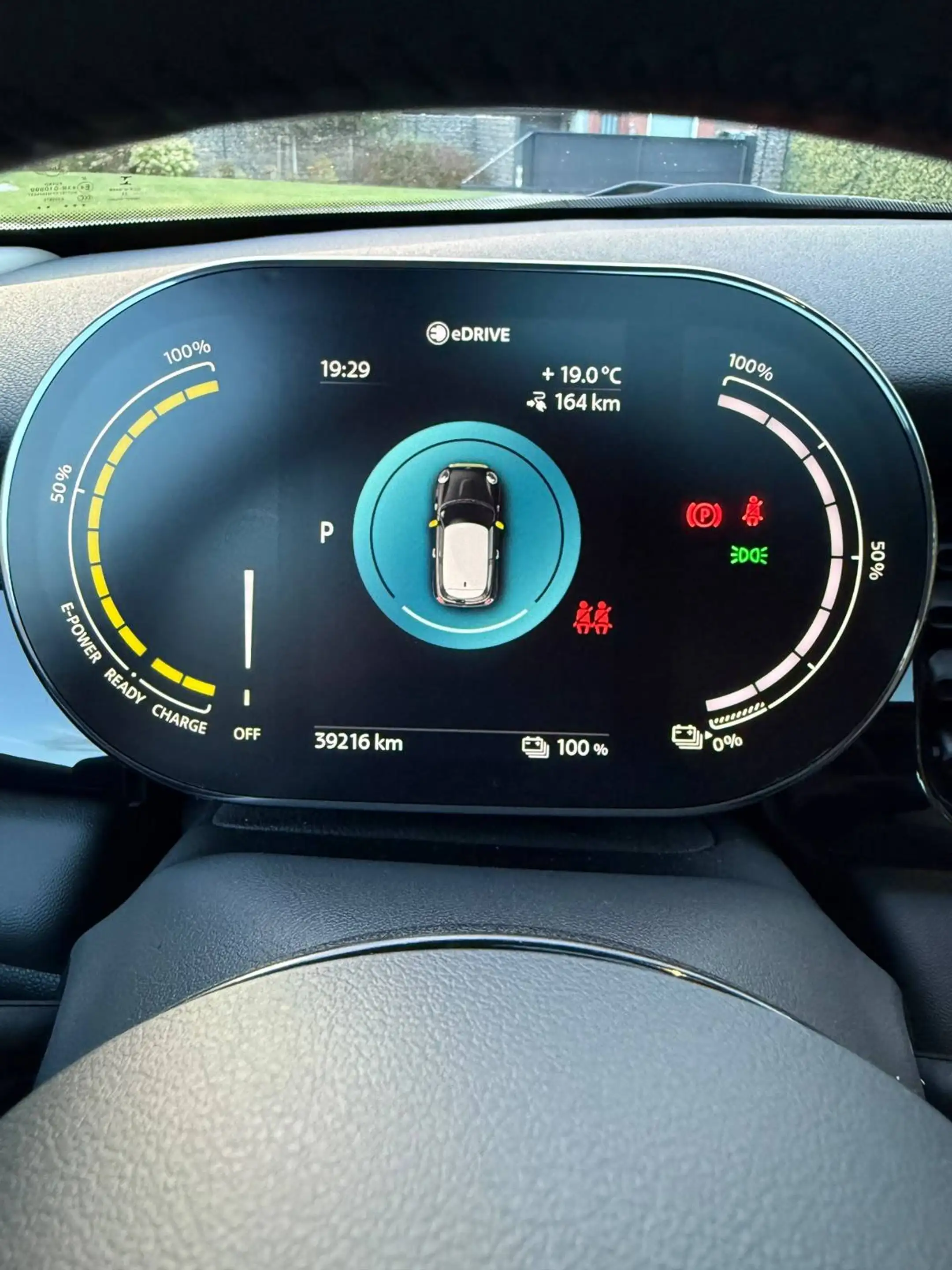 MINI Cooper SE e-Mini 28.9 kWh Cooper SE — photo 12