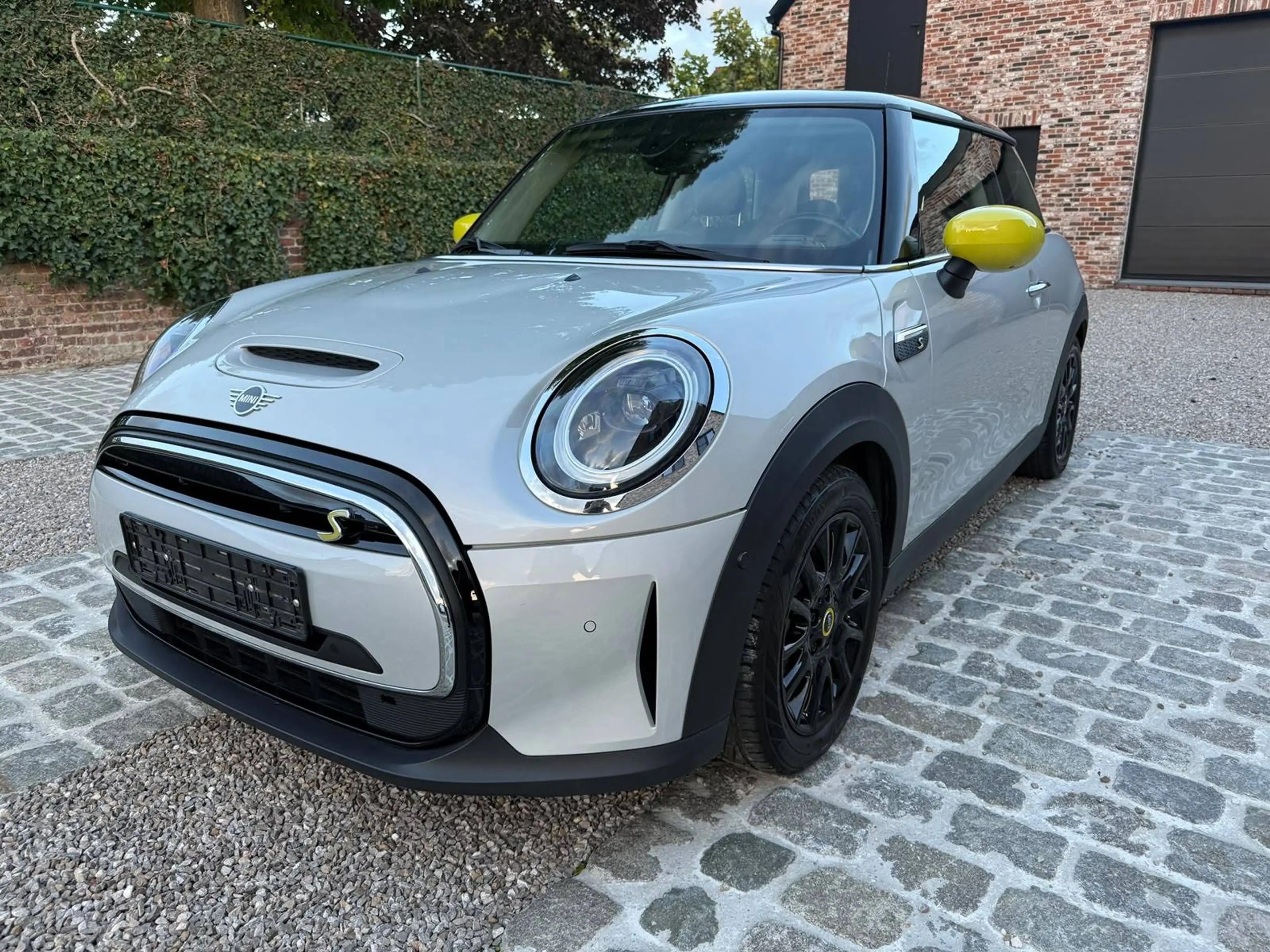 MINI Cooper SE e-Mini 28.9 kWh Cooper SE