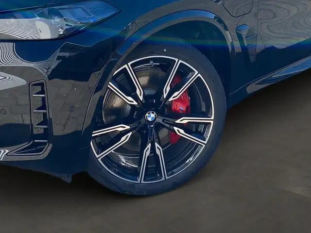 BMW X5 view 6