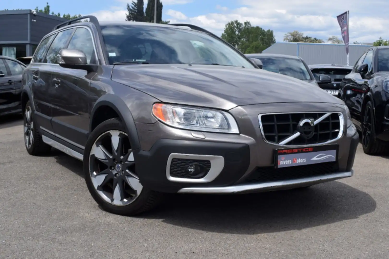 Volvo XC70 D3 AWD 163CH MOMENTUM GEARTRONIC - 1