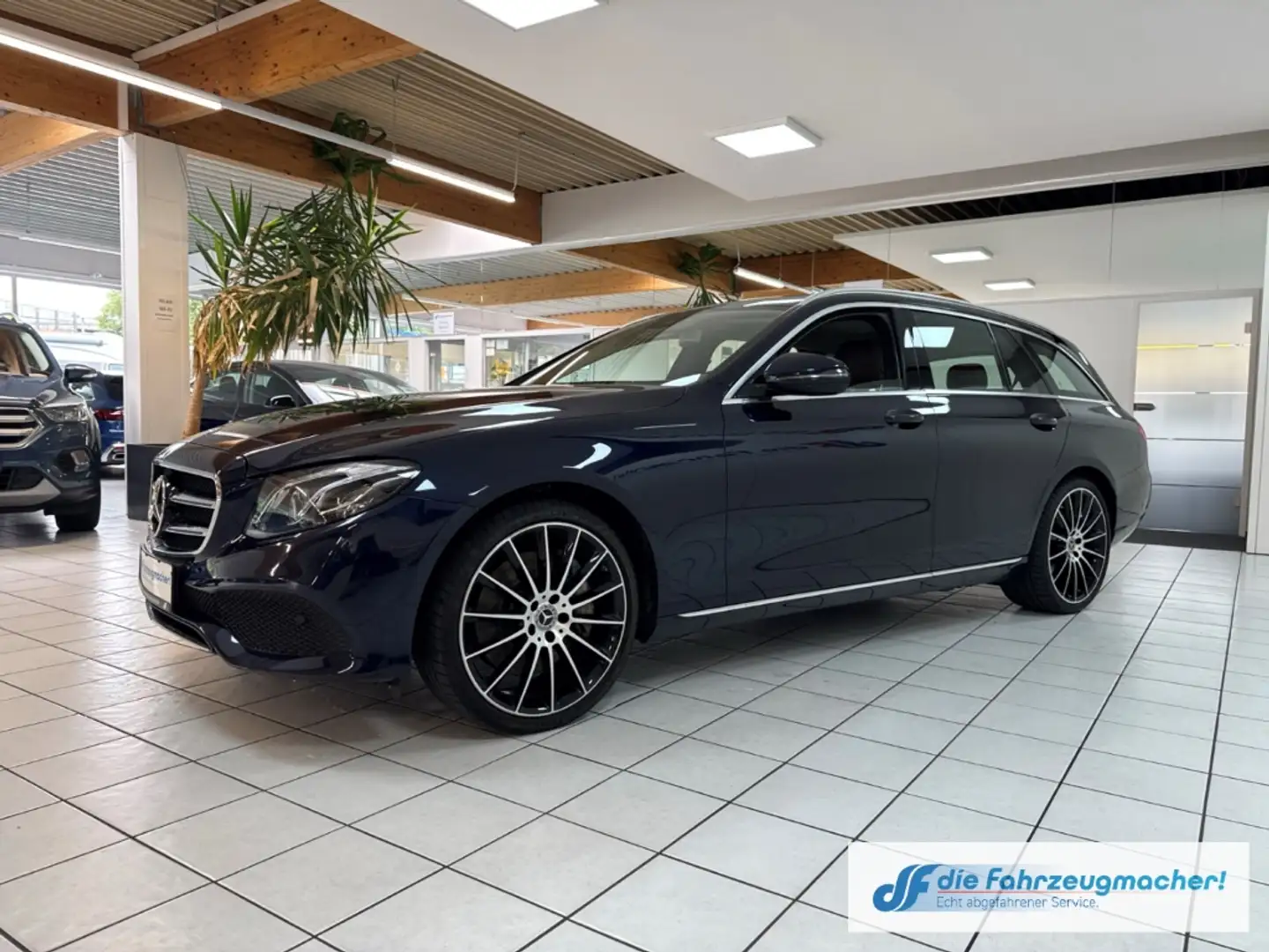 Mercedes-Benz E 400 4Matic EU6d-T Luftfederung AD Niveau Navi Leder Di Blauw - 2
