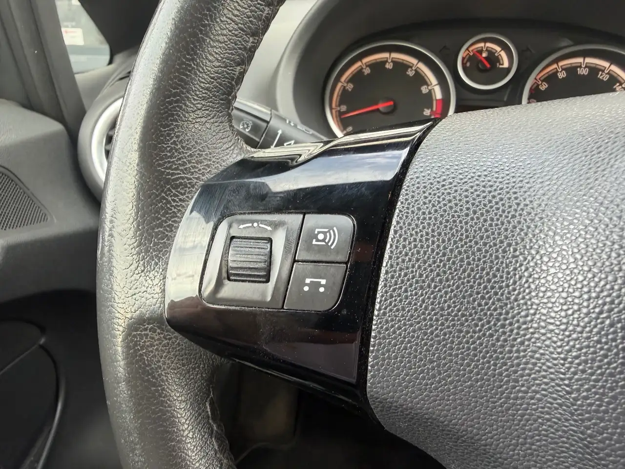 Opel Corsa Corsa — photo 14