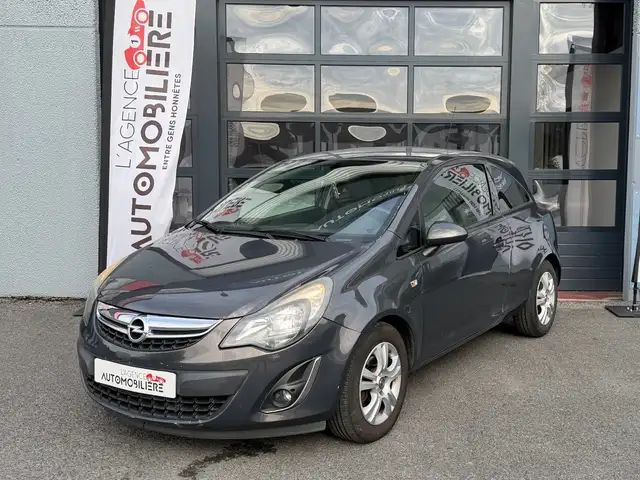 Opel Corsa view 2