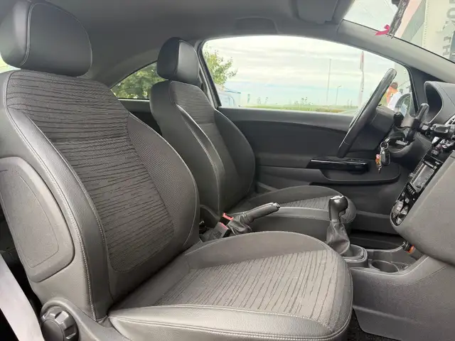 Opel Corsa view 10