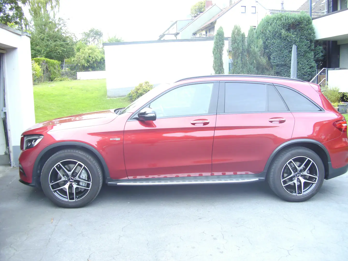 Mercedes-Benz GLC 43 AMG AMG GLC 43 4Matic 9G-TRONIC Rot - 1