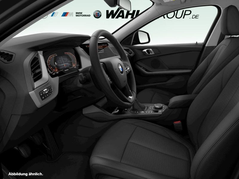 BMW 116 i Hatch — photo 3