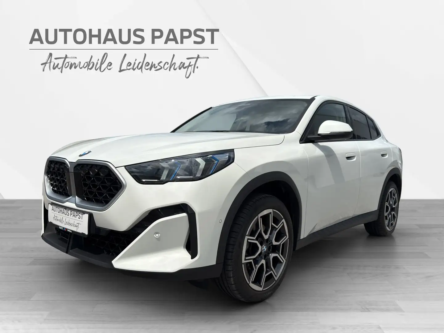 BMW X2 *** PREMIUM PAKET *** ANHÄNGERKUPPLUNG *** Weiß - 1
