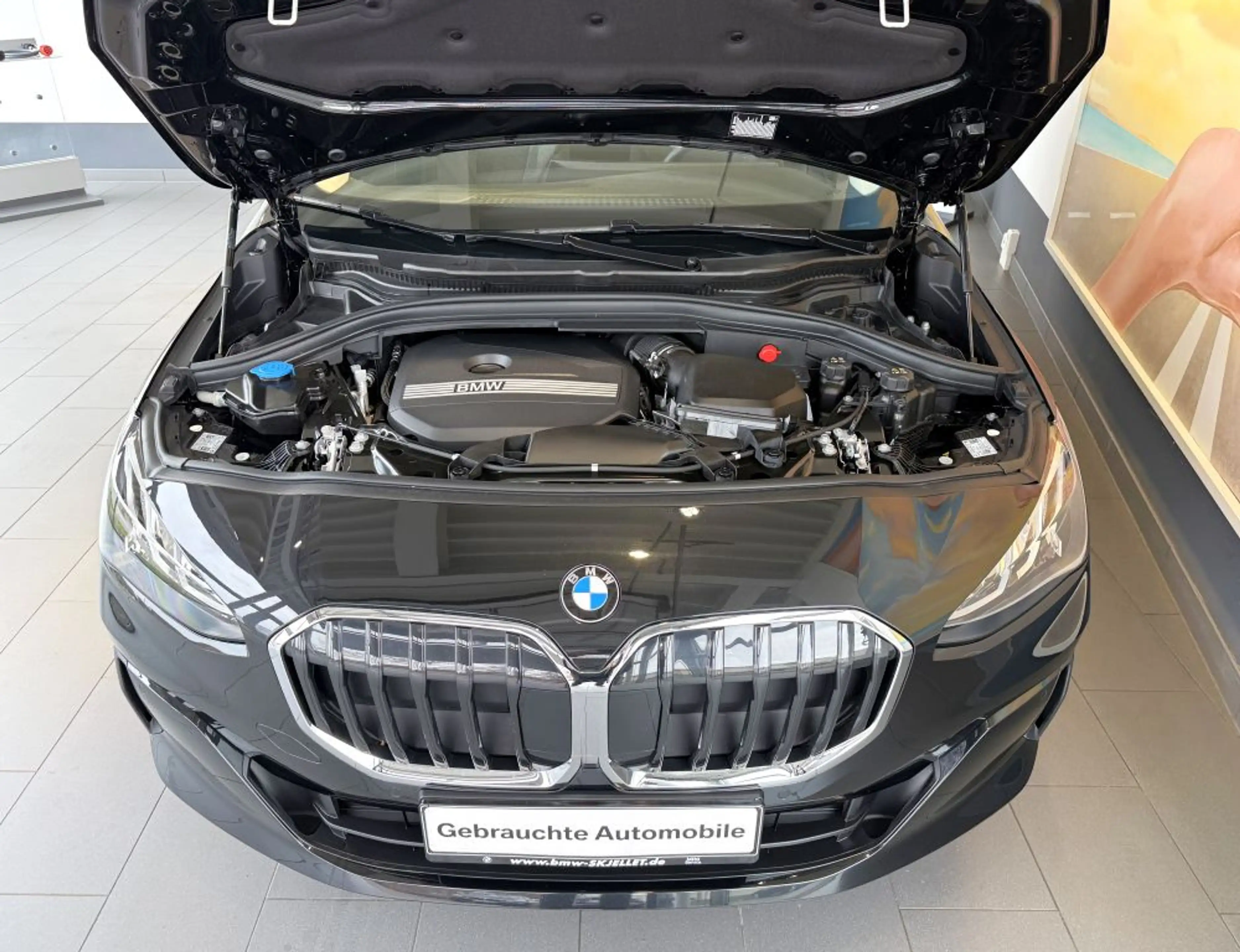 BMW 220 220i Active Tourer PANO+AHK+KAM+TEM+SITZH+LiveC+ — photo 12