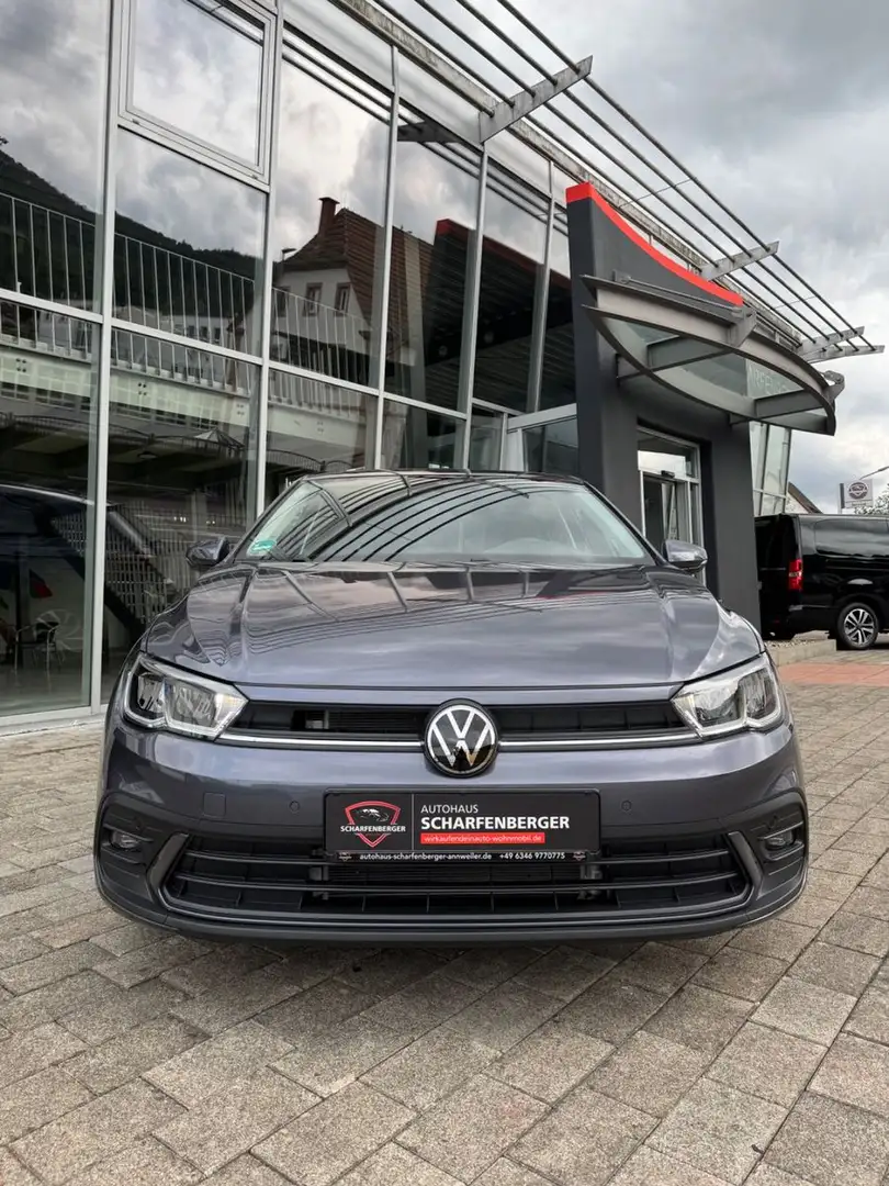 Volkswagen Polo VI Life+8fach+Orig.2800Km+NEU+CAM Gris - 2