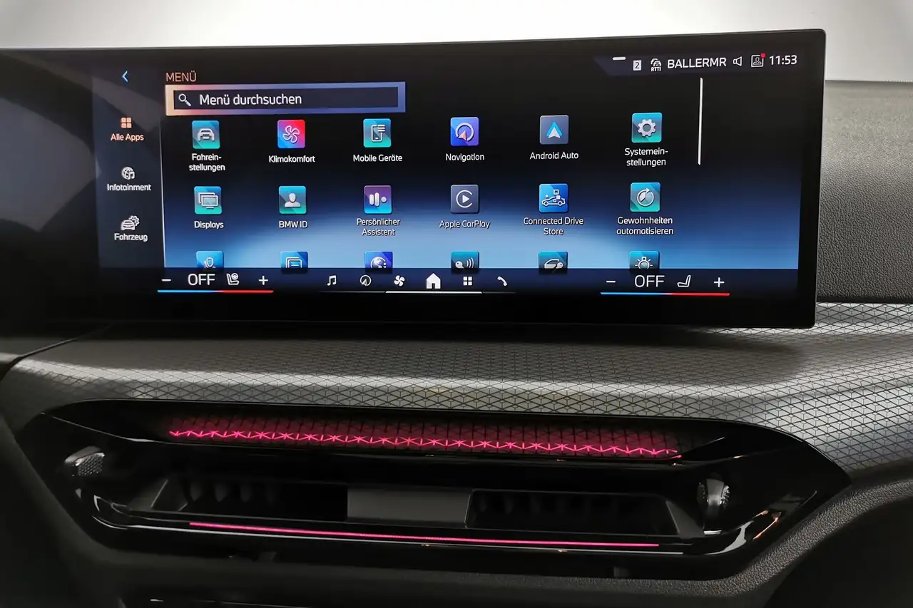 BMW 330 i xDrive M Sport ACC|Pano|HUD|ParkAs+360|AHK 12