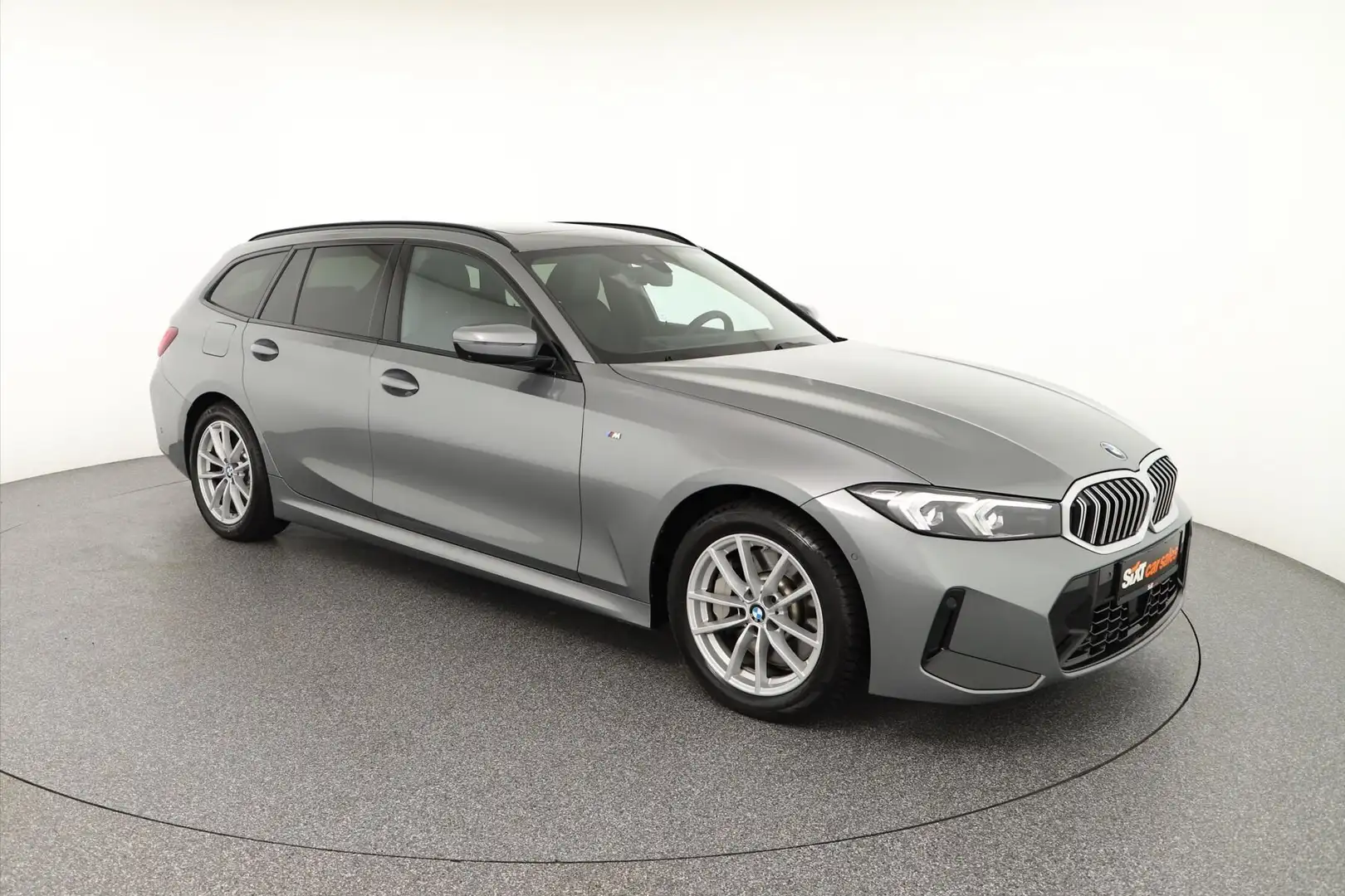 BMW 330 i xDrive M Sport ACC|Pano|HUD|ParkAs+360|AHK Grau - 1